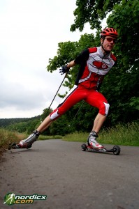 Skirollern in der Skating Technik